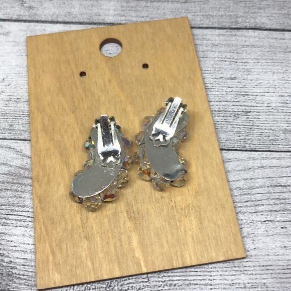 Vintage AB Aurora Borealis crystal statement clip on earrings-retro glam. - Picture 5 of 5